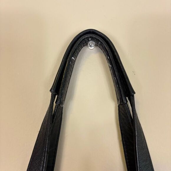 Coach Black Leather Shoulder Purse - Picture 5 of 11